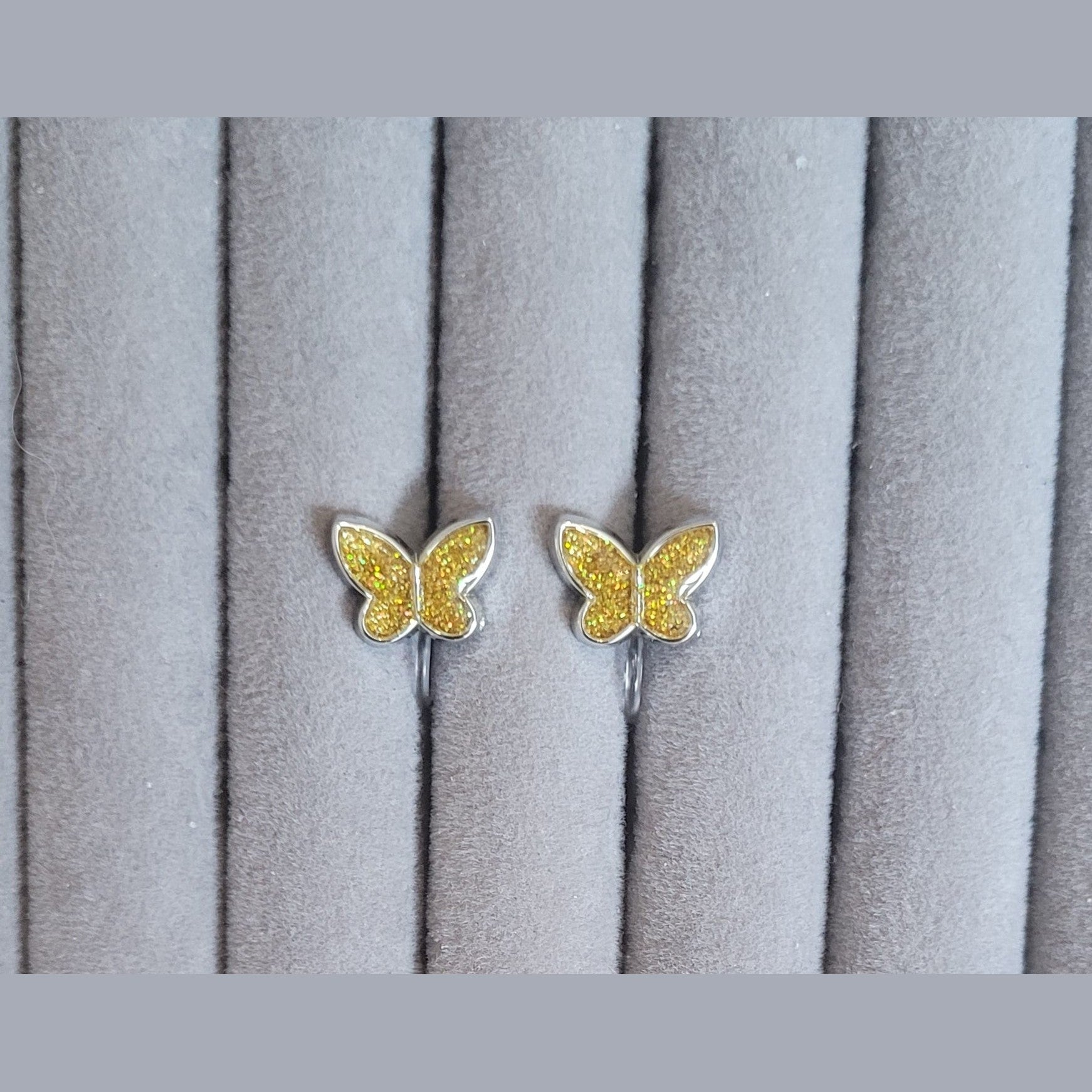 Schmetterlinge (silber eingefasst)