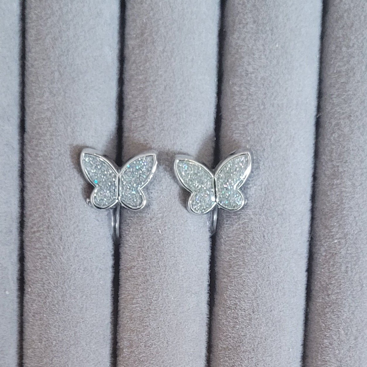 Schmetterlinge (silber eingefasst)