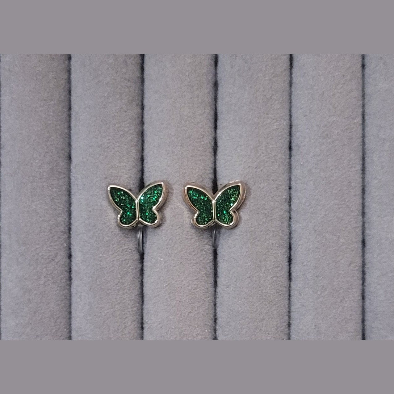 Schmetterling (gold eingefasst)