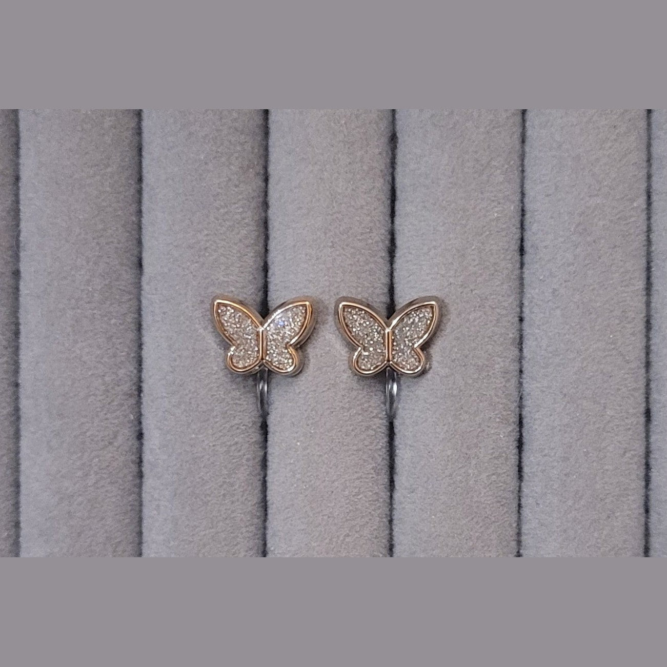 Schmetterling (gold eingefasst)