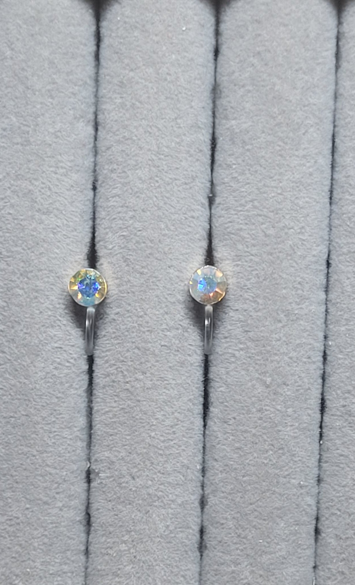 Glitzerstein irisierend
